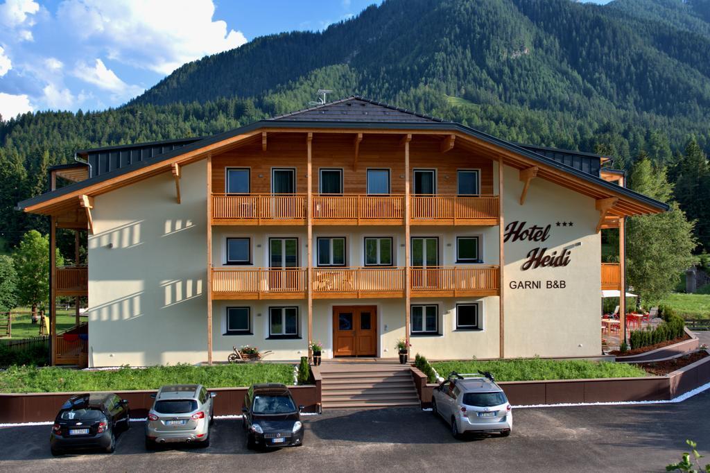 B&B Hotel Heidi Dobbiaco Exterior foto